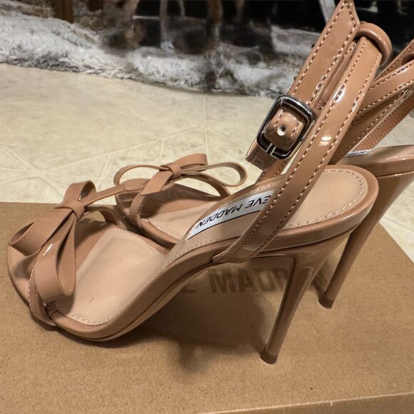 STEVE MADDEN  Nude Open Toe Stiletto with Bow - Size 6 - Picture 1 of 3